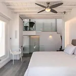 Willa Sara Mykonos *