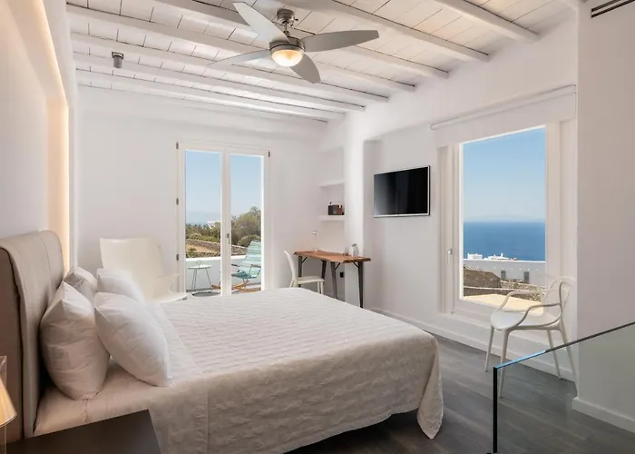 Sara Mykonos * Ψαρού